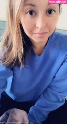 LoadsofLayla - Let me make your cock happy