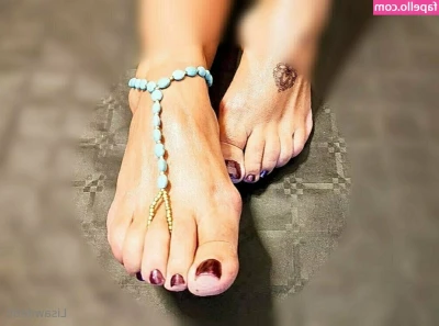 lisawife80 - When BBC loves jerking their big dick off inside your wife this scene