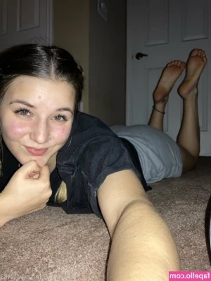 rhiannon.goddess [ rhiannon-goddess ] - Tell me what you want to do to me