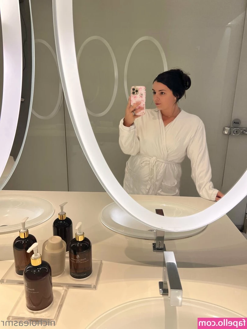 nicholeasmr - Free subscription   dreamprinces dreamprinces  welcome to my space my