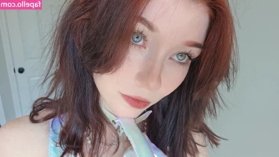 Celebi.cos [ celebi-cos-1 ] - Goeiemorgen lieve fans  Fijne zaterdag  Geniet  Ik ga douchen  Mmmm