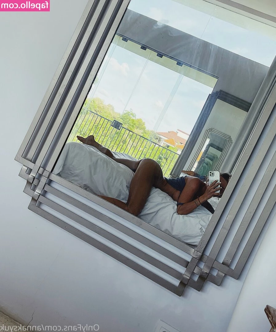 Annaksyuk - Would you want this kitty to sneak into your bedroom?