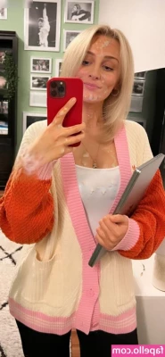 Sashka - Subscribe to my girlfriends  pages while they are  FREE   I think