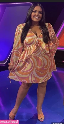 Scarlett Moffatt [ scarlett-moffatt ] - Take a walk with me