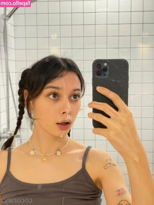 Coconey - NEW 21 MIN VIDEO: @thebonniebowtie gets her perfect little pussy