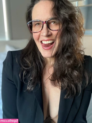 buxommariefree - Thicc 🥺🥰🙈