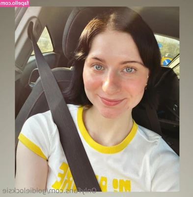 goldielocksie - I get so wet sometimes....