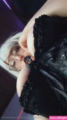 xm00nxxxgoddessx - LIVE SEXTING Cutie    nikki_kelly  ONLINE NOW  You won t regret