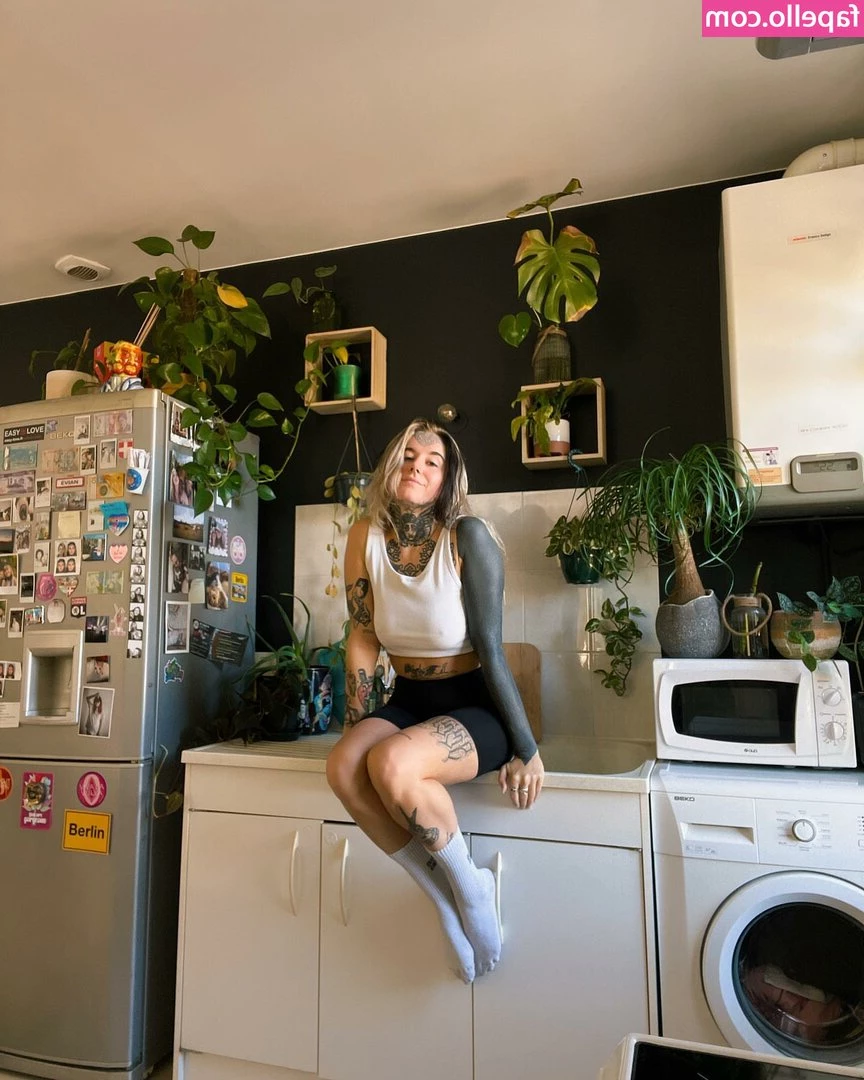 divinement_bon [ divinement-bon ] - Doing some holiday baking  Apparently when I bake my clothes come off