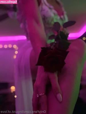 linguist.of.love [ linguist-of-love ] - Some days I wish I could just lounge and cuddle with someone