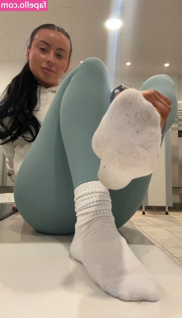 Tia-Louise Cateer [ tia-louise-cateer ] - https onlyfans com 707697698 sweet_amberxx