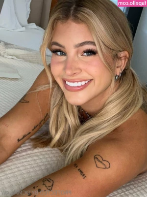 bimboashleyj - Your view when I’m riding you hehe