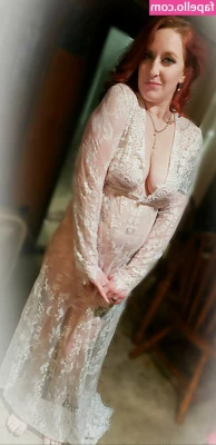 Hotwives XXX [ hotwives-xxx-2 ] - Ready in red