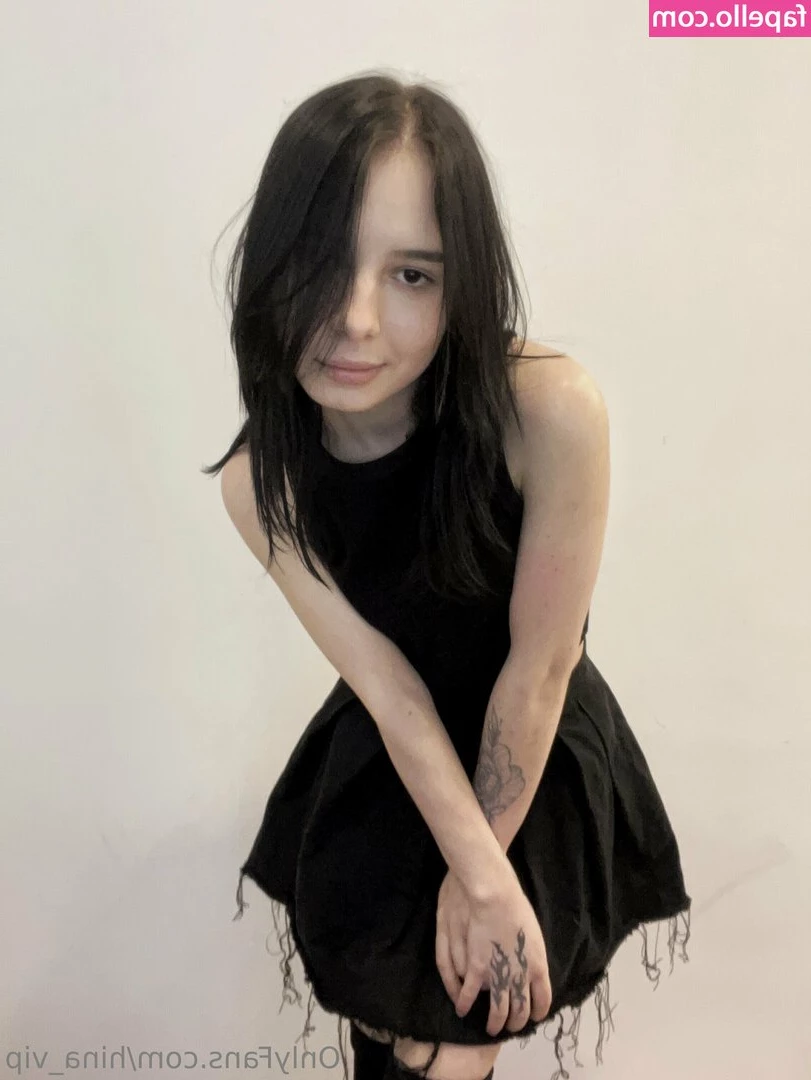 hina_vip [ hina-vip ] - I was made for sunny days 🌞🫶🏽✨