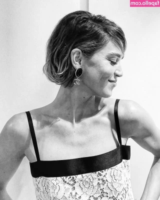 Matilda Lutz [ matilda-lutz ] - Morning daddy did ya miss me?😘