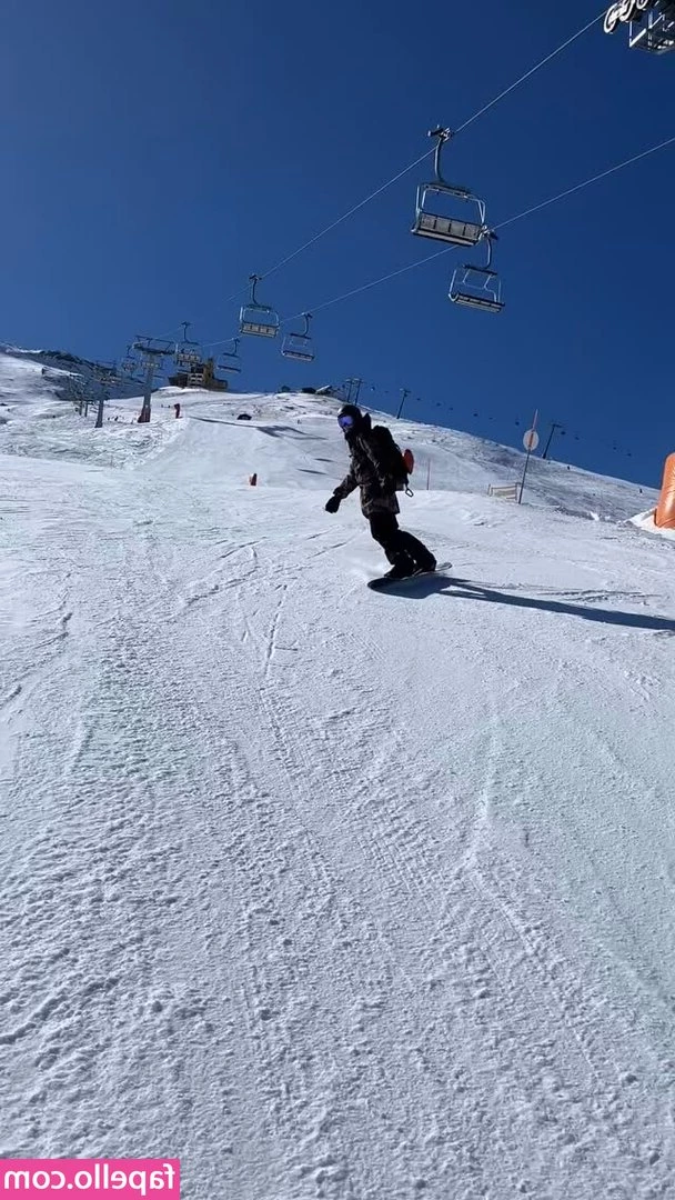 Matilda Lutz [ matilda-lutz ] - You give me a kiss 🤤🔥😈