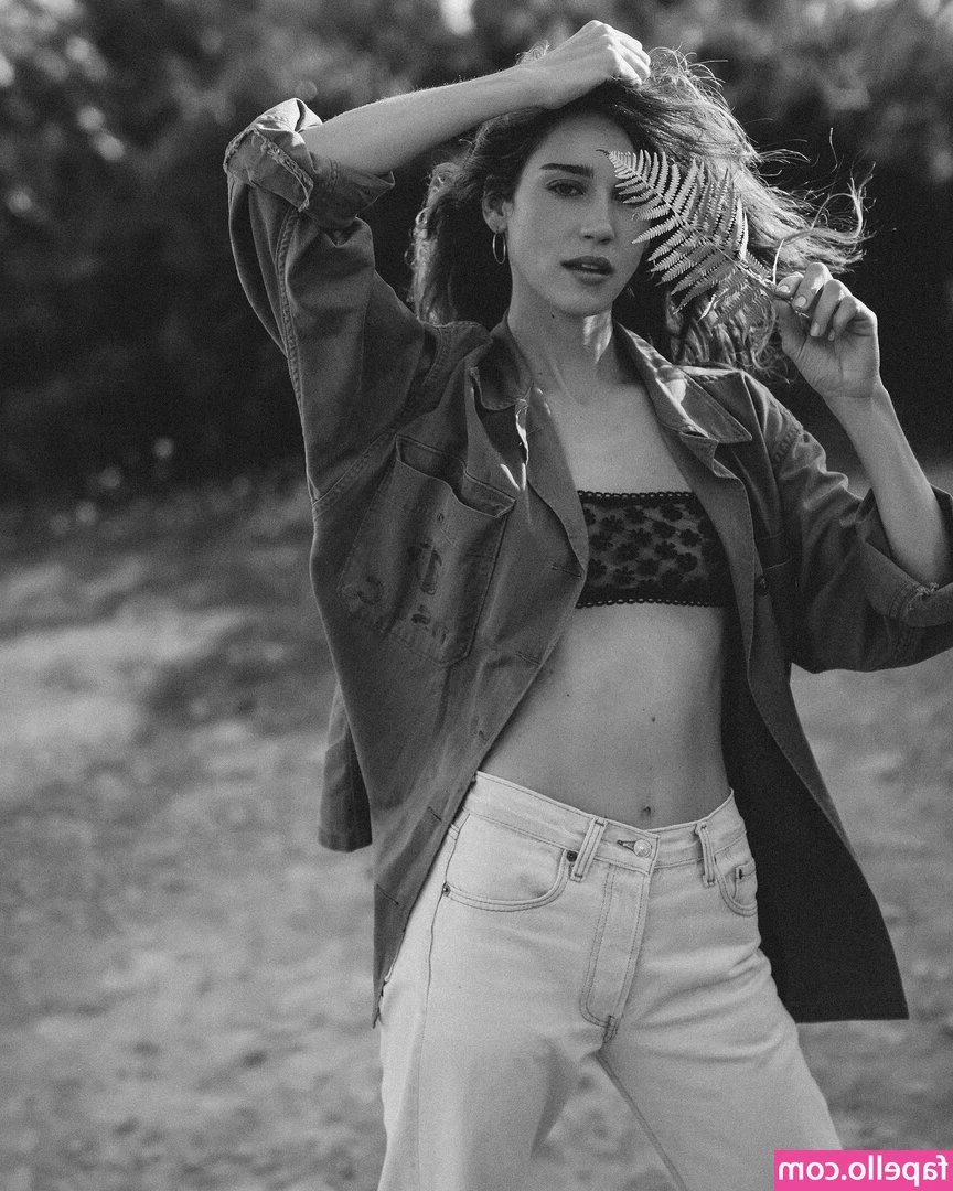 Matilda Lutz [ matilda-lutz ] - After our competitive game  scarlet sagexxx and I obviously had to