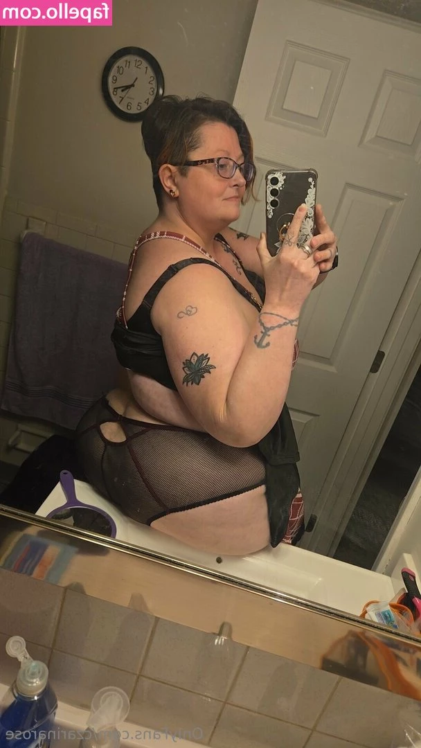 czarinarose - Let’s get physical 😜💦