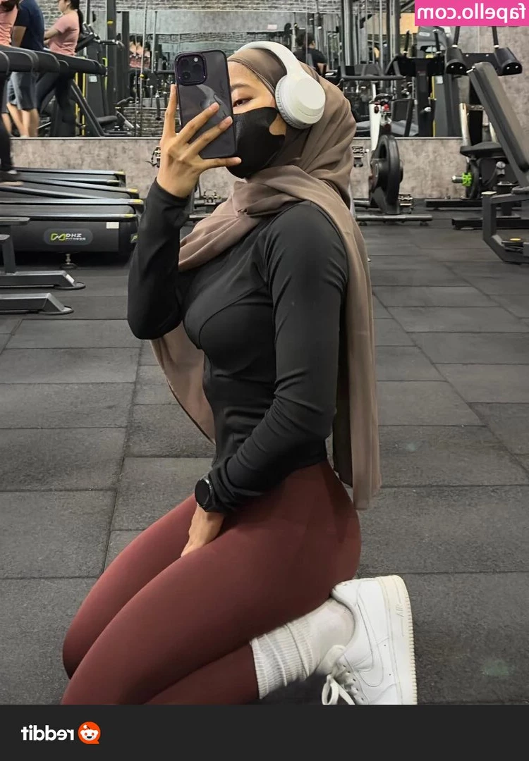 OklinFia [ oklinfia-1 ] - Come share a drink with me this weekend...