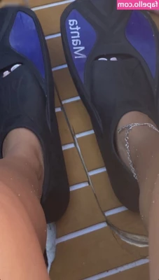 Laura Nestola [ laura-nestola ] - I’ll be catching up on custom requests tonight 😋 For the video