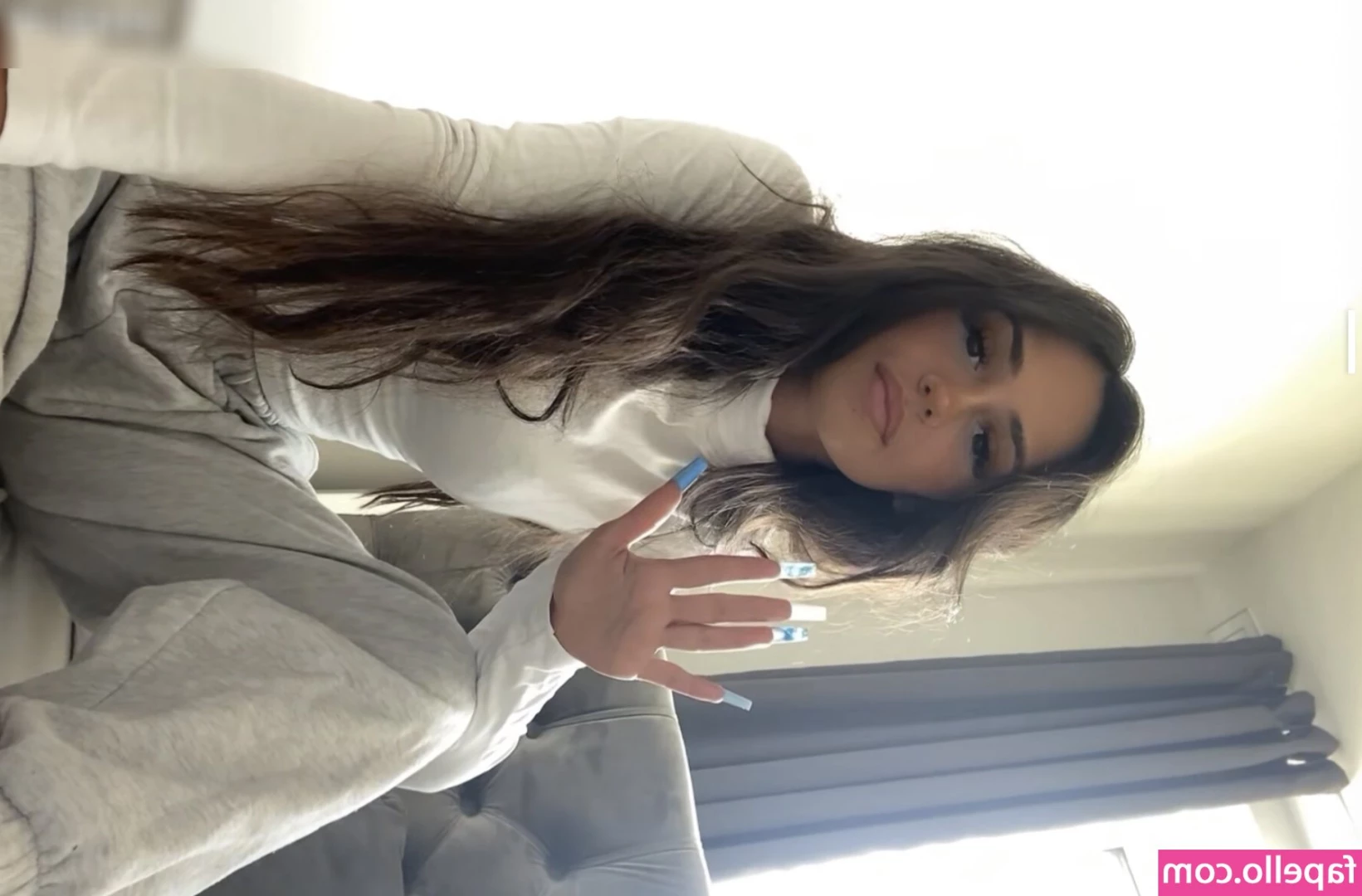 Laura Nestola [ laura-nestola ] - San luneees a darle