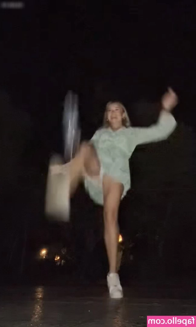 maxima_mclk [ maxima-mclk ] - scroll > for a bonus vid 🥰