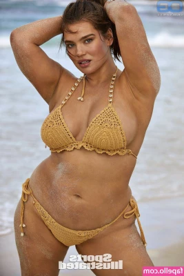 Tara Lynn [ tara-lynn ] - Added music to this one