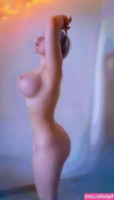 Emilia Zabberoni [ emilia-zabberoni ] - Hi  say it back