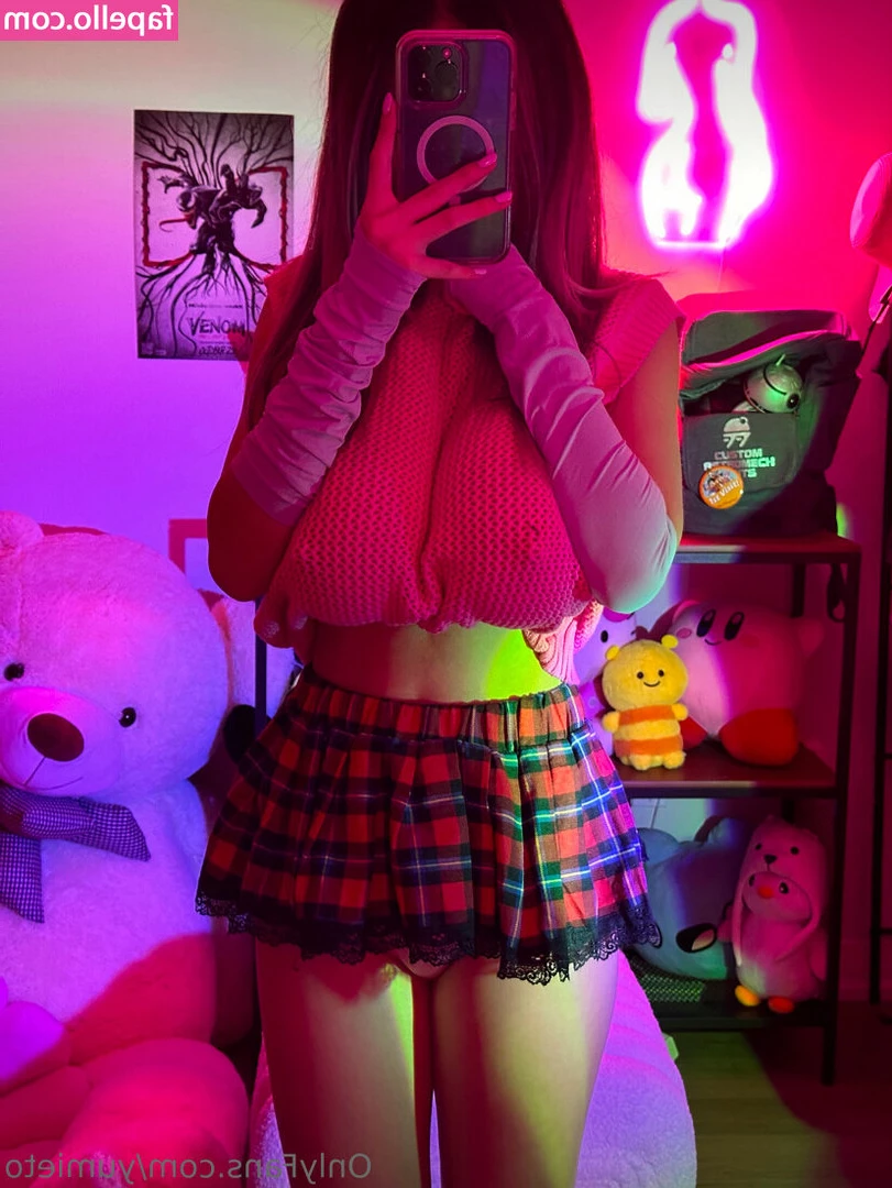 Yumi Eto [ yumi-eto ] - Kinky