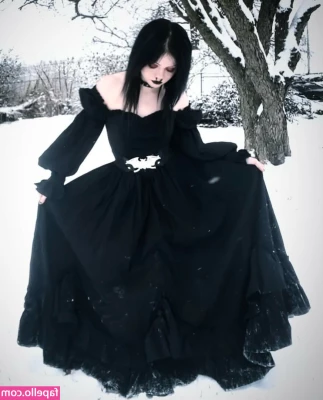 Lexislethal - pinknails  footfetishgroup  footworshiping  footmodeling  prettytoes 