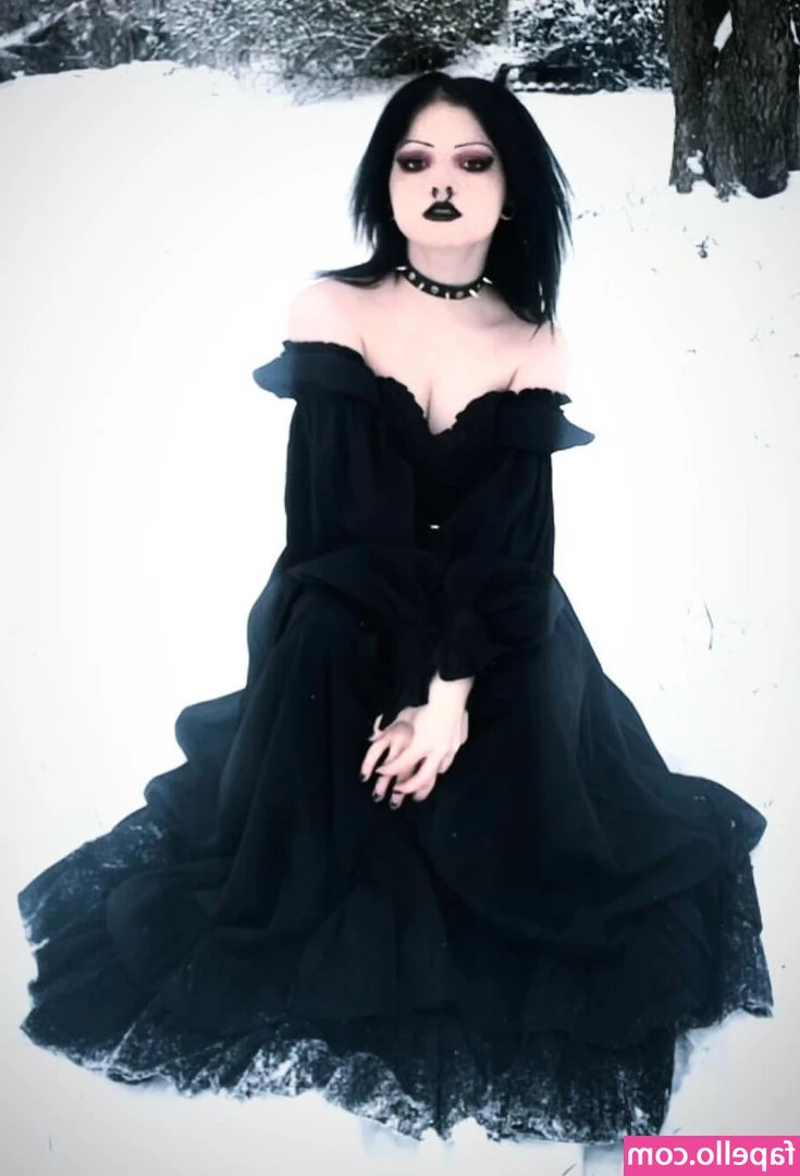 Lexislethal - Taught a couple virtual classes this morning ✨