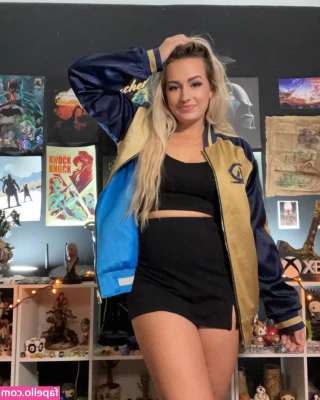 LiteWeight Gaming [ liteweight-gaming ] - Ready for You to bend me Over XOXO Ashlyn