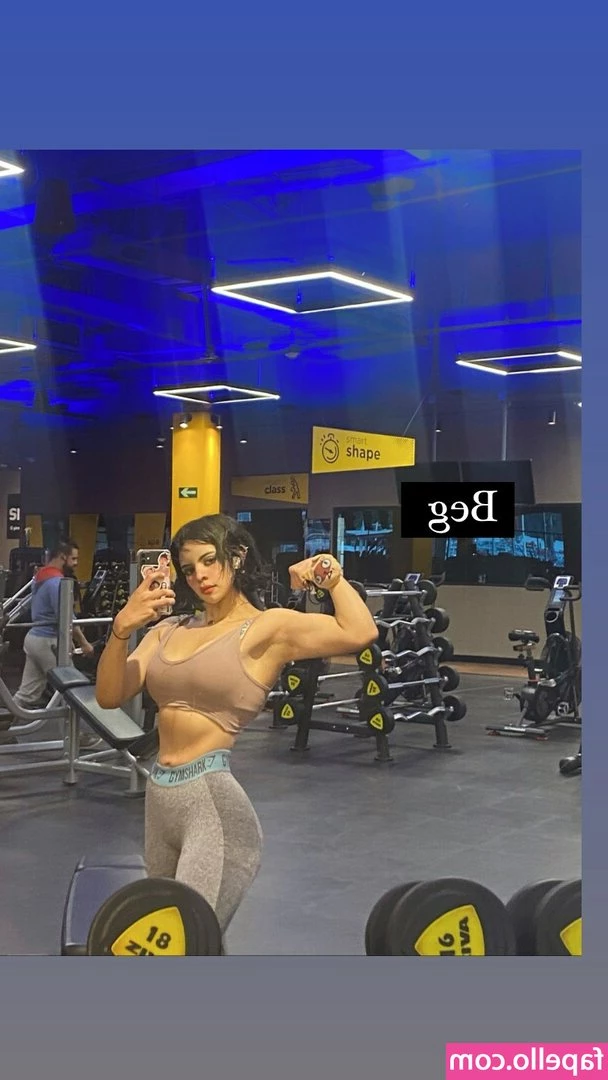 Pamvstheworld - Kitty cat