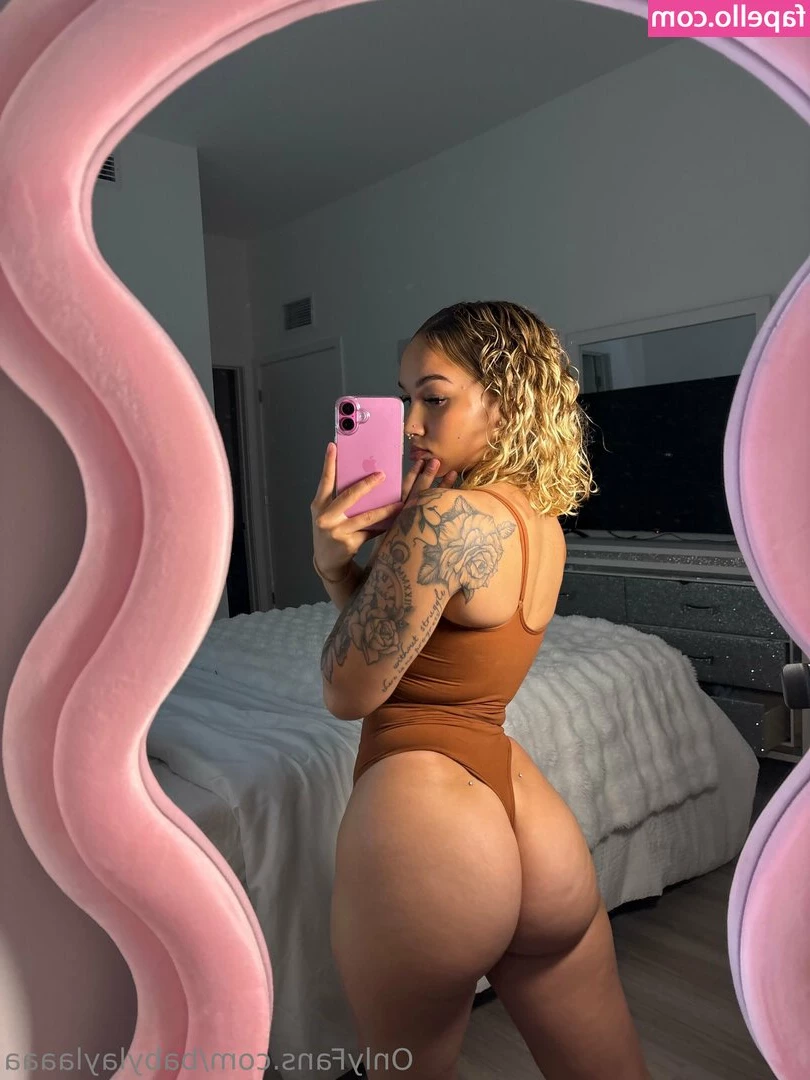 babylaylaaaa - Dm for more content taking requests