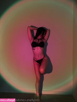 koko.yamada [ koko-yamada-3 ] - These spicy Holiday Harley Quinn photos will help get you in the