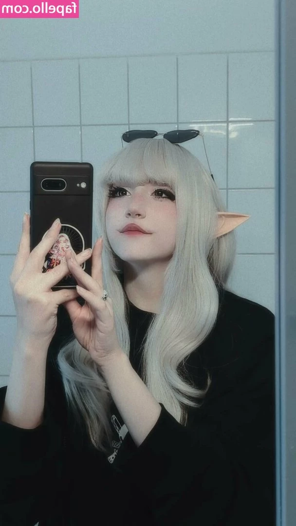 MissIronBlood - So I just started introducing locking stitch markers🖇️. They