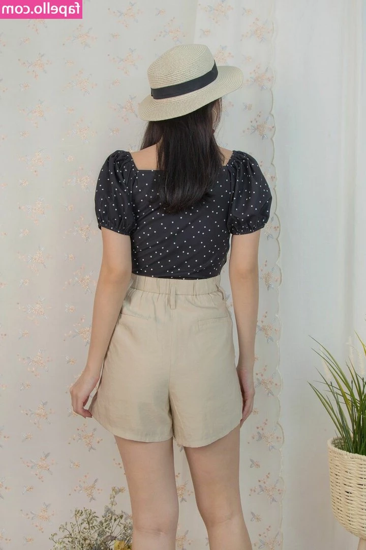 keilanie - crotchless lingerie is my fav