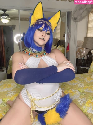 natylikespizza - I have Luna doing the theme below and would like some help with lines