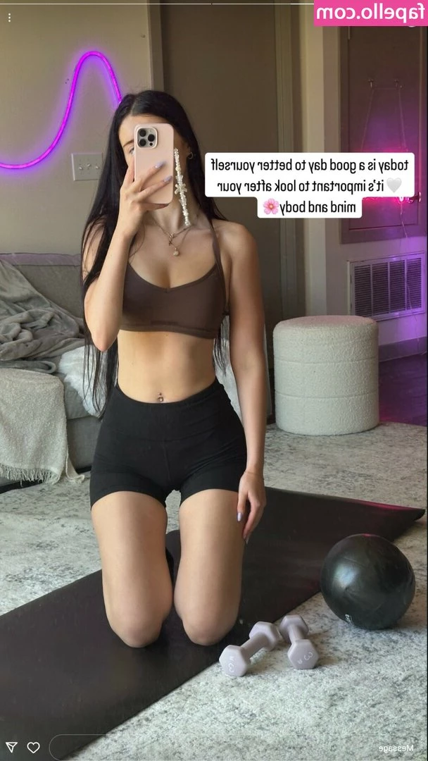 Nataliebarness - Just a lil sumn sumn  Love a hard one in my mouth