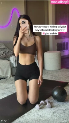 Nataliebarness - Just a lil sumn sumn  Love a hard one in my mouth