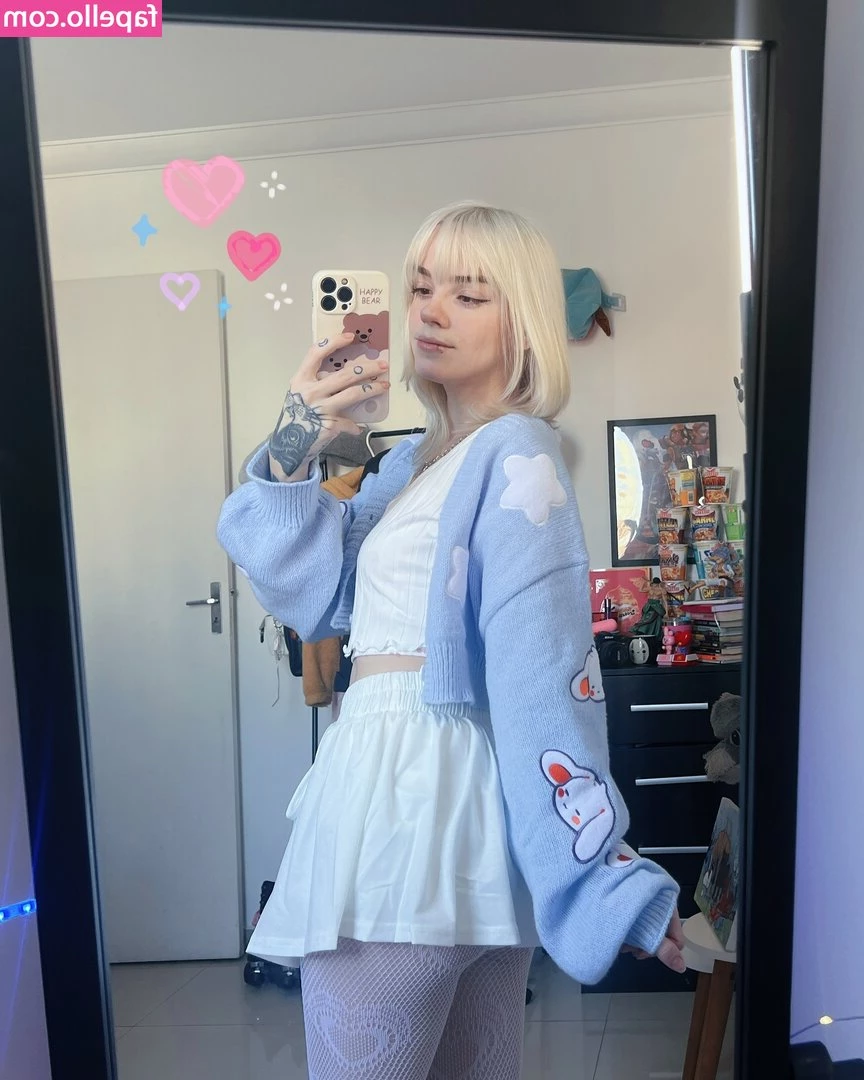 Viqsm - Oil up my big tits