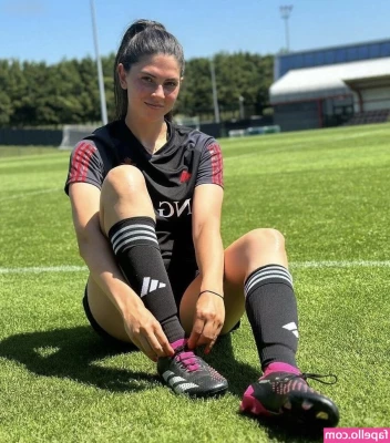 Celine Dept [ celine-dept ] - So hot out needed something to drink