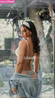 Livia Brito [ livia-brito-1 ] - Don t you wish it was you instead of the toy