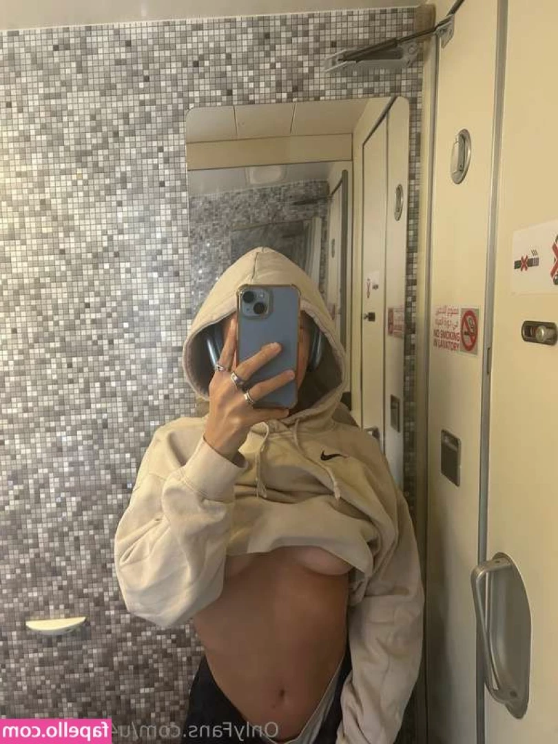 Courtney - I know you like watching Mommy scrub her dirty ass and pussy