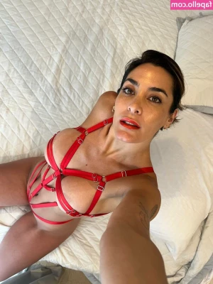 Anat Kalderon [ anat-kalderon ] - I m With Promotions Until 16 3   Free suscribe     morochay     horny