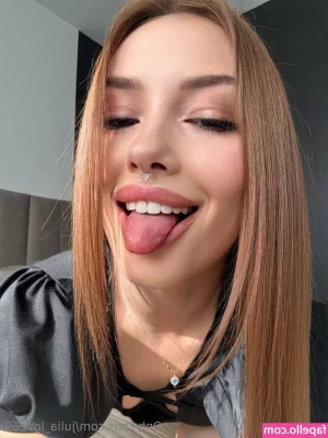 julia_love69 [ julia-love69 ] - Had a bunch of fun with  africanmainprince opening me up slowly but