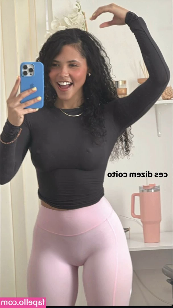 Milagros Kaniucki [ milagros-kaniucki ] - Looking so thick