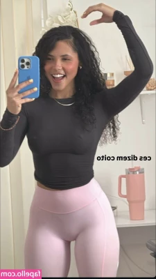 Milagros Kaniucki [ milagros-kaniucki ] - Looking so thick