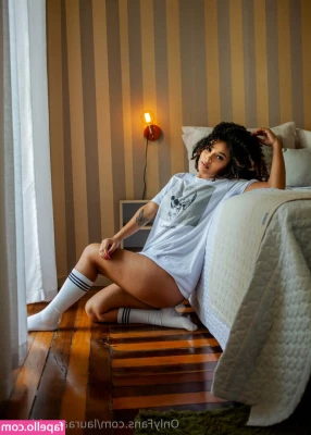 Lauraa.rodriguez [ lauraa-rodriguez ] - Would you like to travel with me?)👅😋