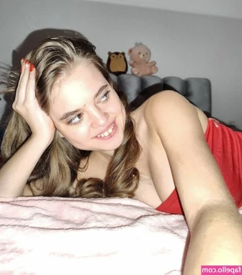 Daria Aref [ daria-aref ] - Tall Boy